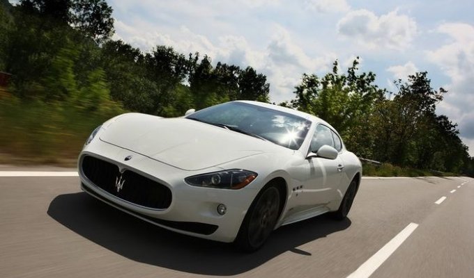 Maserati GranTurismo S получил спорт-пакет (4 фото)