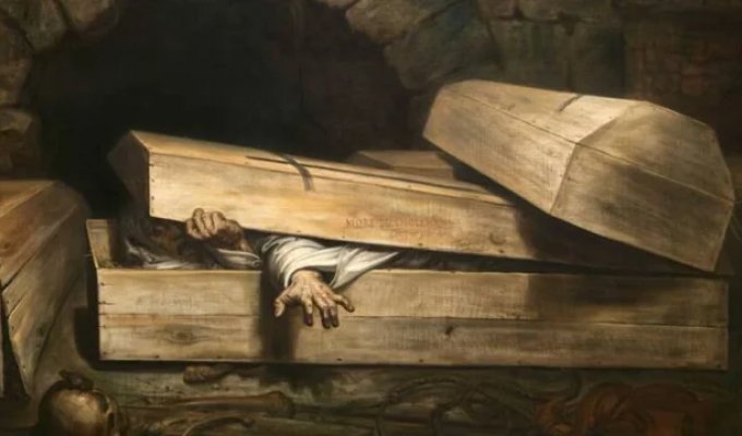 "Lived Once, Buried Twice": The Bizarre Tale of Marjorie McCall (6 photos)