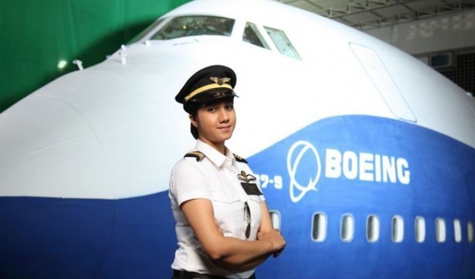Встречайте 20-летнюю девушку, которая может стать самым молодым пилотом в Индии (2 фото)
