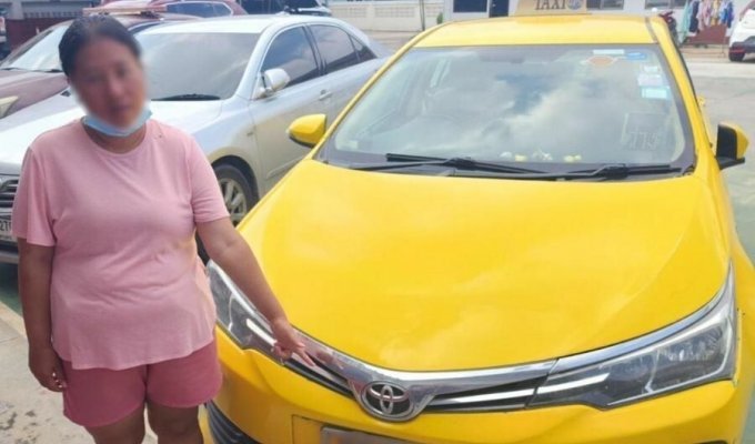 A woman stole a taxi after the driver refused to have sex (4 photos)