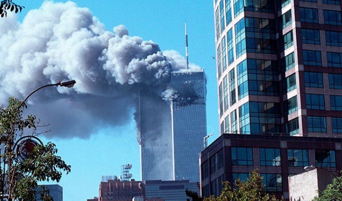 Редкие и трагичные: фотографии теракта 9/11, которые не все видели (19 фото)