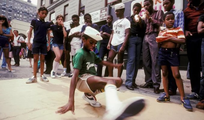 War under the Nike banner: why people were killed for fashionable sneakers and jackets in the US in the 80s (12 photos)