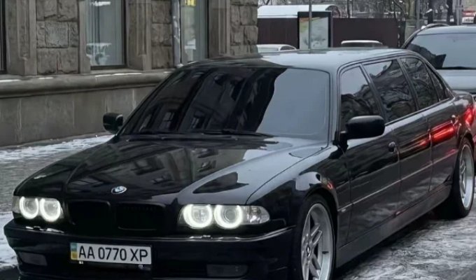 Необычная BMW (6 фото)