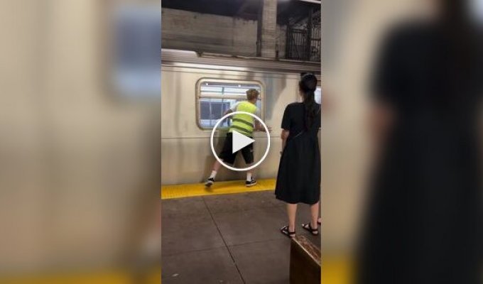 Незамінний працівник