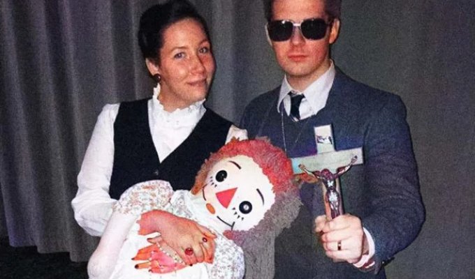 The Chilling Cases of the Warrens: From the Annabelle Doll to the Witch Bathsheba (14 photos)