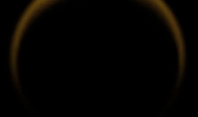 Снимок, доказавший существование озер и морей на Титане (2 фото)