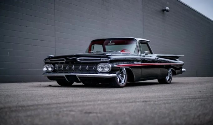 Luxurious 1959 Chevrolet El Camino restmod put up for sale (18 photos)