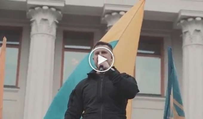 Речь Андрея Белецкого под зданием Верховной Рады
