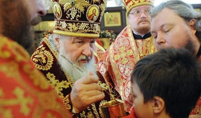 Патриарх Кирилл объяснил, почему через святые дары нельзя заразиться коронавирусом