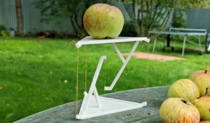 What is tensegrity and why it's always cool (16 photos)