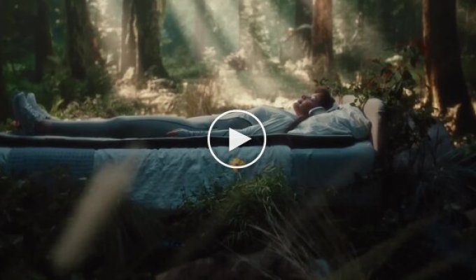 Умный наматрасник, который вибрирует под музыку и кино