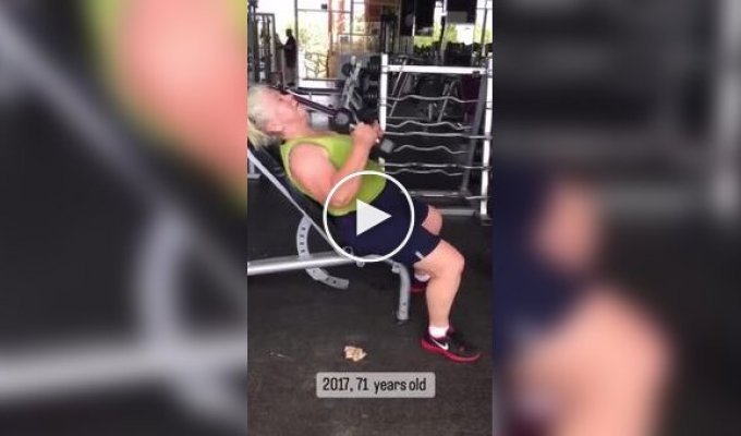 Grandmother’s 8-year transformation in the gym