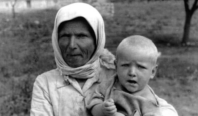 Жители советских деревень глазами немецких солдат Жители советских деревень глазами немецких солдат (34 фотографии)