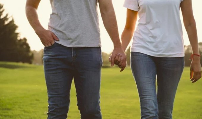 Can Three Days Without Intimacy Ruin Your Relationship? Unpacking the Viral Trend (10 photos)
