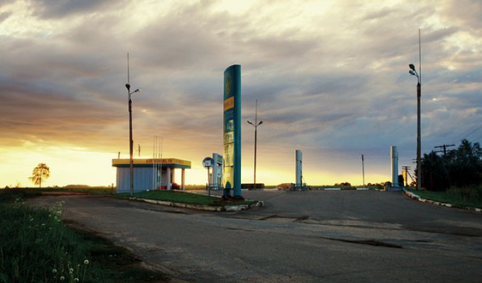 Серия Gas Stations (27 фото)