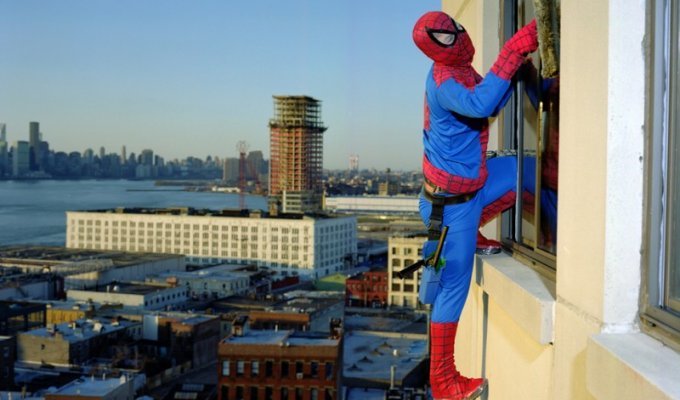 Мексиканские супергерои в Нью-Йорке (14 фото)