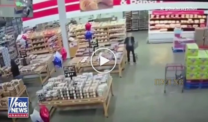 A store roof collapse in the US was caught on video