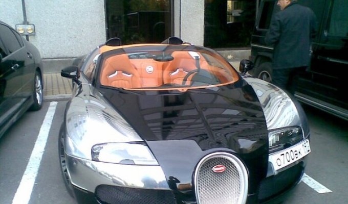 Bugatti Veyron в Москве (3 фото)