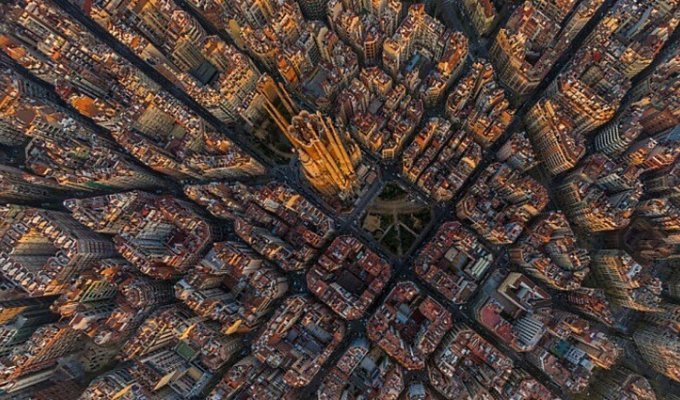 Фотографий городов с высоты птичьего полета (25 фото)