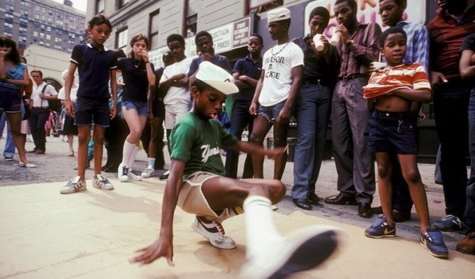 Война под знаменем Nike: почему в 80-е в США убивали за модные кроссовки и куртки (11 фото + 2 видео)