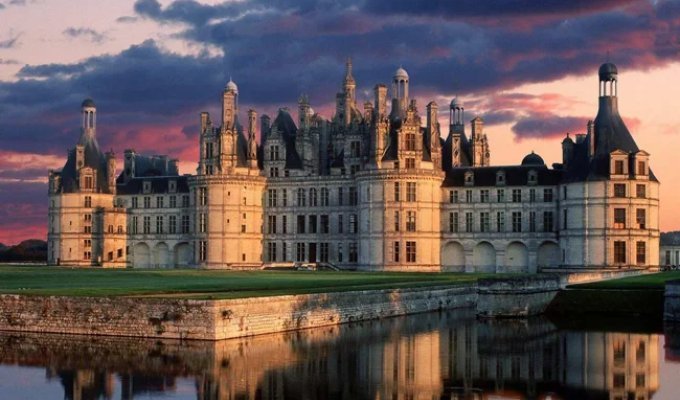 Top 10 Most Beautiful Castles in France (24 photos)