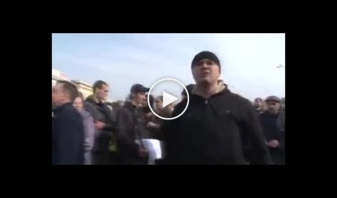 Кернеса выгнали с митинга в Харькове (майдан)