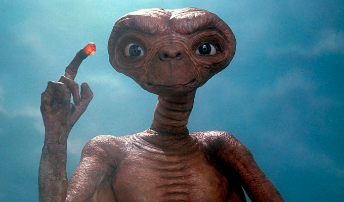 How the film "E.T. Extraterrestrial" was filmed: footage from filming and 20 interesting facts about the film (24 photos)