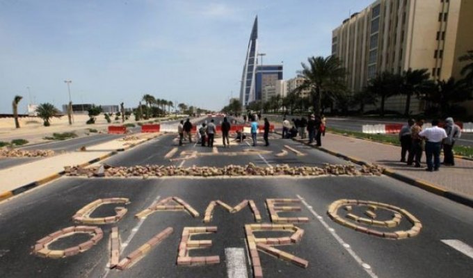 Эскалация протестов в Бахрейне (15 фото)