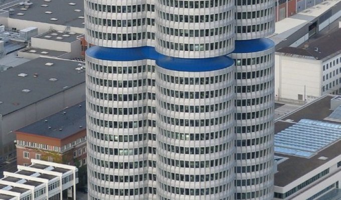 Музей BMW у Мюнхені (50 фото)