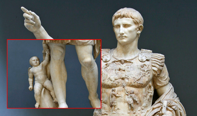 Почему у статуи Октавиана Августа младенец у ног? (3 фото)