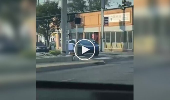 A rare blue Cybertruck was spotted in the US