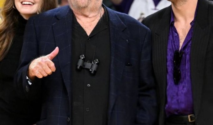 Jack Nicholson went public for the first time in a year - does he have dementia or not (3 photos + 2 videos)