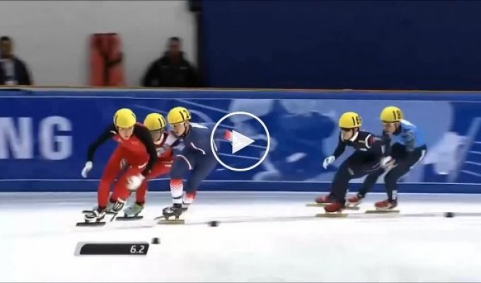 Неудача на скоростном забеге на коньках