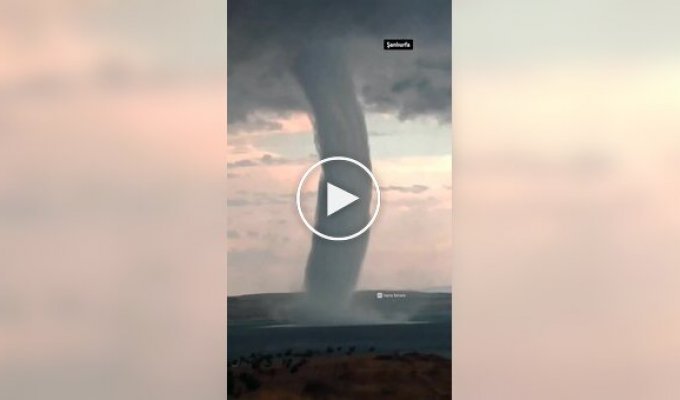 Tornado formed in the city of Sanliurfa, Turkey