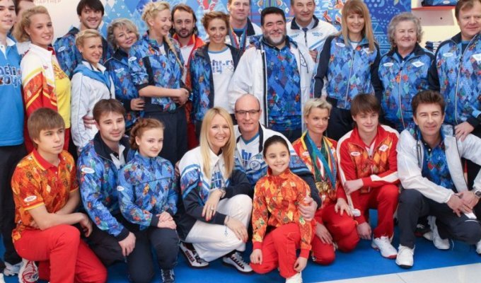 Кто одевает олимпийские команды (8 фото)