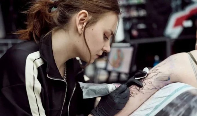 Татуировки несут серьёзные риски для здоровья в долгосрочной перспективе (3 фото)
