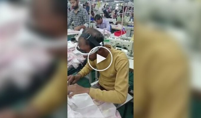 В Индии работников фабрики обязали носить камеры для обучения ИИ