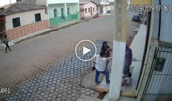 Столб убит тремя попаданиями неудачная попытка покушения на мужчину в Бразилии