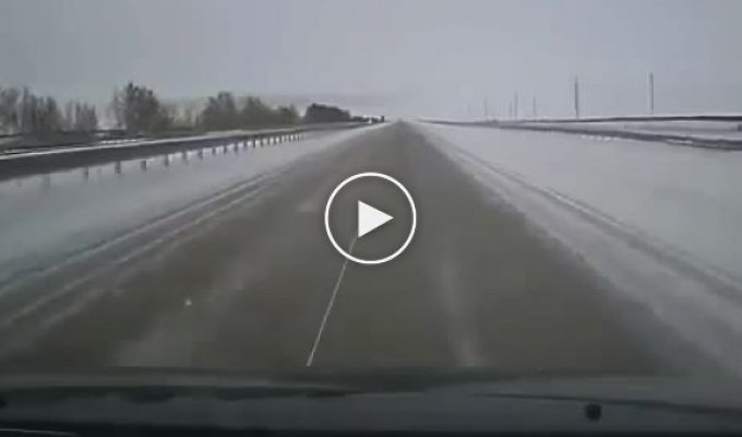 Как в России чистят дороги