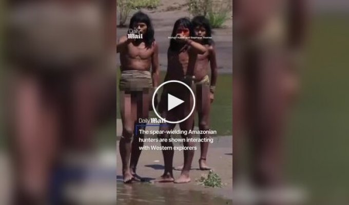 Видео встречи с неизвестным племенем индейцев