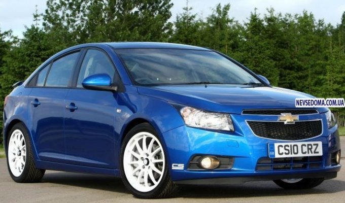 Chevrolet представил спорт-пакет для Cruze