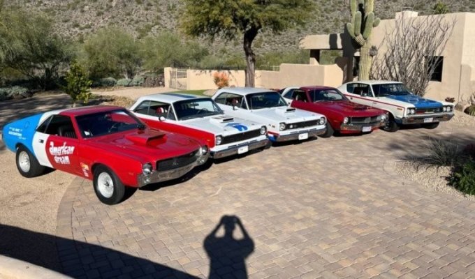 Iconic red, white and blue collection of AMC muscle cars is looking for a new owner (10 photos + 1 video)
