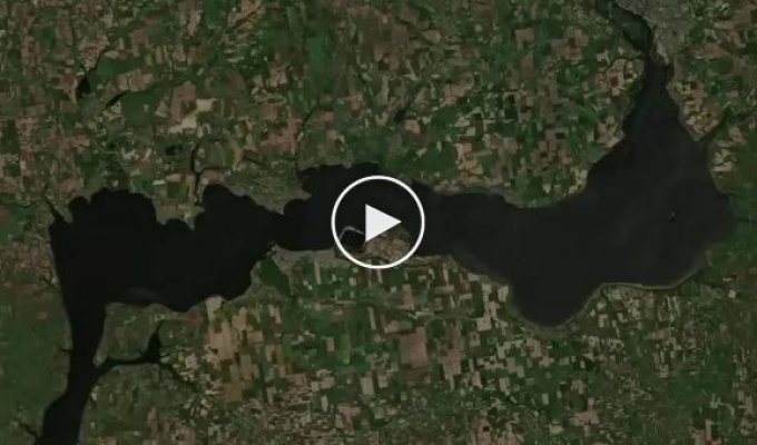 Свежие спутниковые снимки: так сейчас выглядит Каховское водохранилище