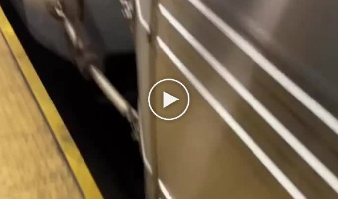 В Нью-йорском метро стрельба