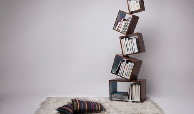 Необычные полки для книг (10 фото)
