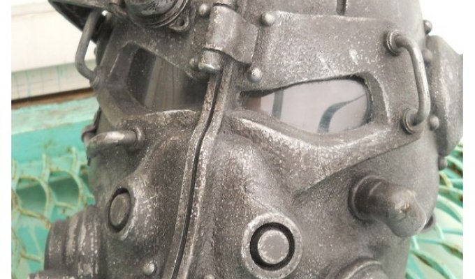 Шлем T45d своими руками из игры Fallout (19 фото)