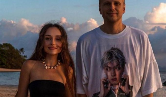 “The music didn’t play for long”: Slava Komisarenko found out that his wife was a webcam girl in the midst of her honeymoon (8 photos)