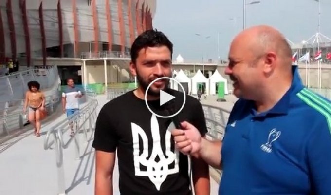 Как футболист Эдмар разгуливает по Рио в футболке с трезубцем   