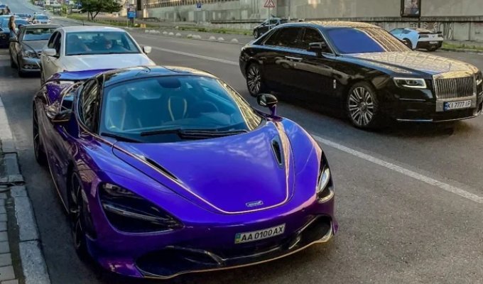 Ferrari и McLaren освобождены от налога на роскошь в Украине (9 фото)