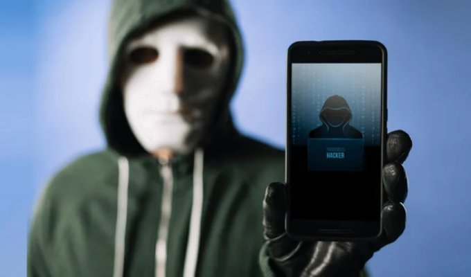 7 Signs Your Phone Has Been Hacked and Listened to (8 photos)